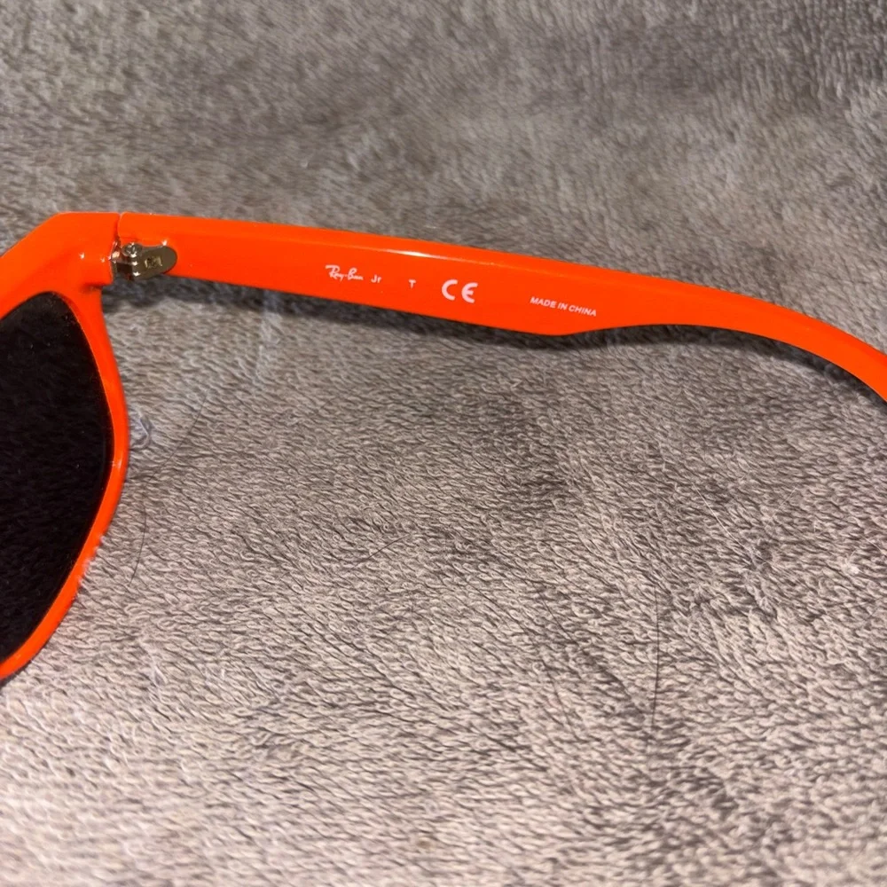 Ray-Ban Wayfarer kids navy/orange RJ9052S sunglasses